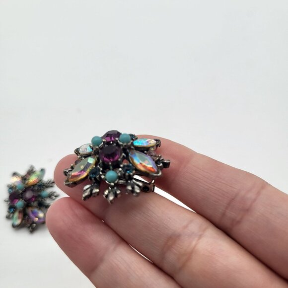VTG Cluster AB and Pink/Purple Rhinestones Clip On Earrings Blue Accent Beads - Picture 3 of 9